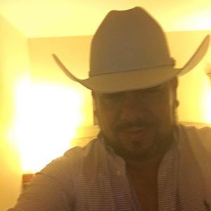 Meet your Posher, Martin